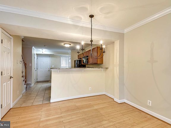 5th image of 1229 N Van Dorn St