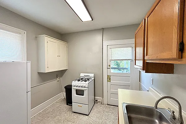 8 Baird St #2 — Photo 6