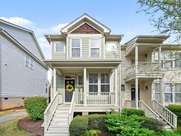 517 Village Loop Dr, Apex, NC 27502