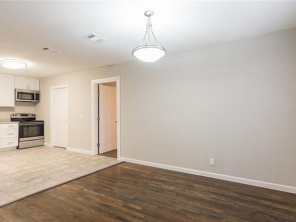 4th image of 1562 N Atoll Dr
