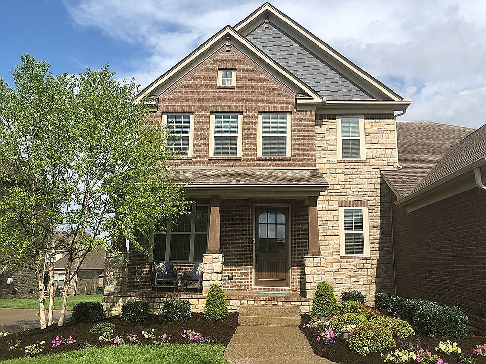 1st image of 412 Larkhill Ln