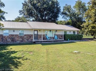 472499 E 1127th Rd, Muldrow, OK 74948