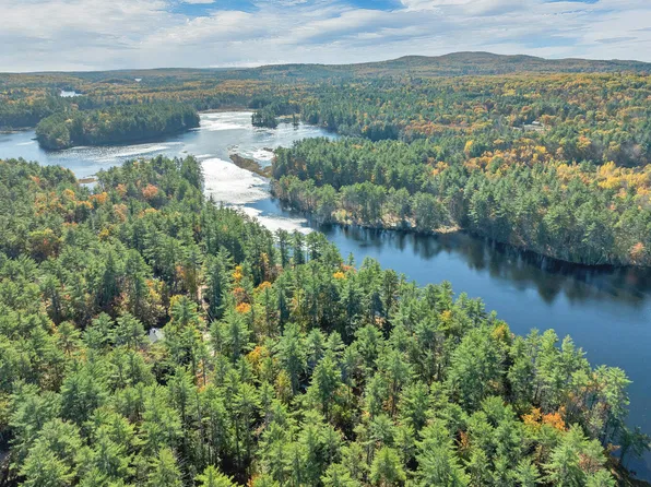 73 Silver Lane, Limerick, ME 04048