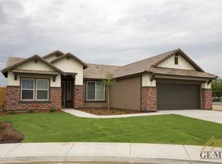 9304 Wolf River Ave, Bakersfield, CA 93312