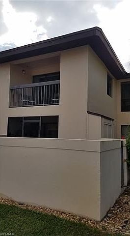 2nd image of 1033 Villa Dr APT A201
