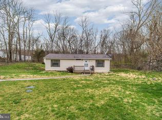 8024 Avis Mill Rd, Williamsport, MD 21795