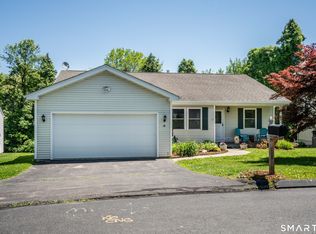 10 Scherer Lane, Windsor, CT 06095