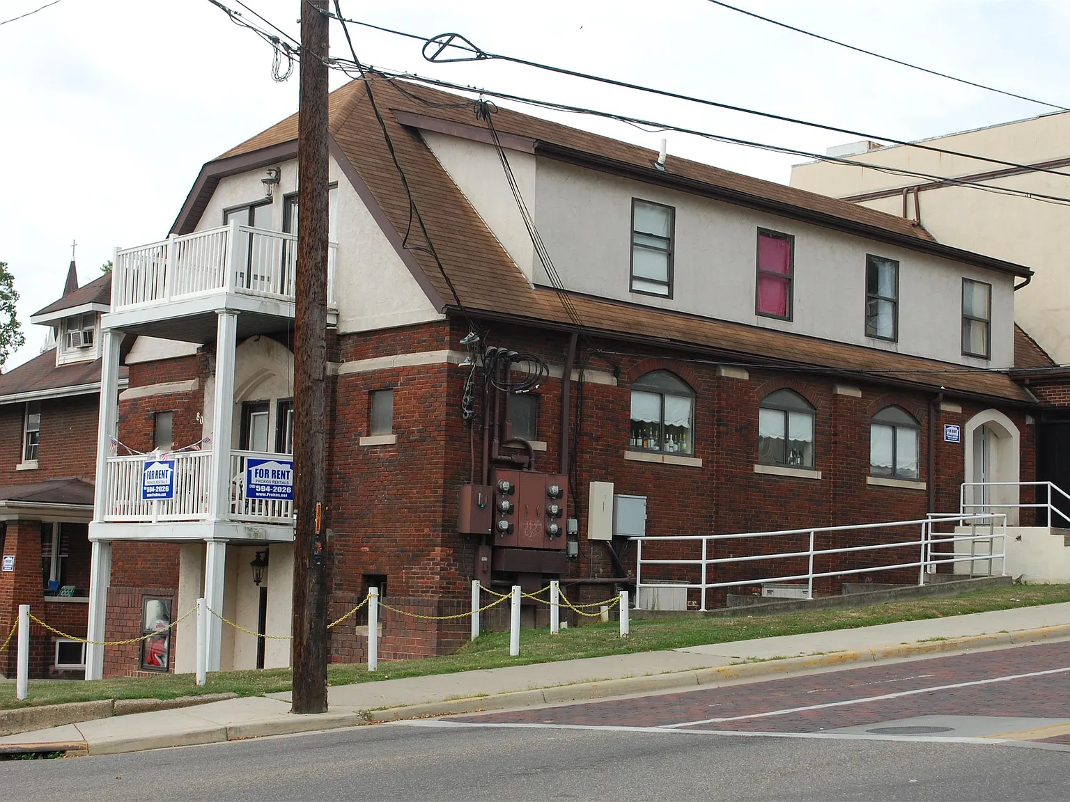80 E State St — Photo 3
