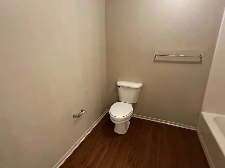 2526 Dartmouth St #111 — Photo 16