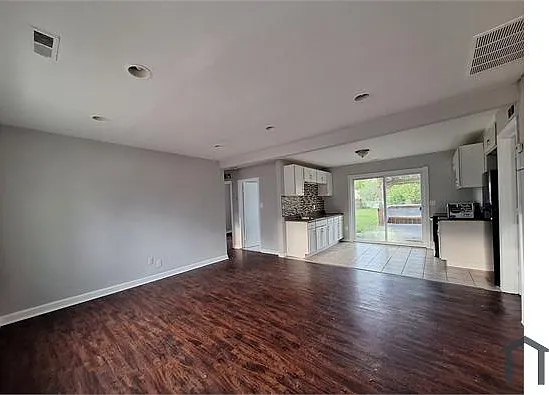 26536 Kathy St — Photo 2