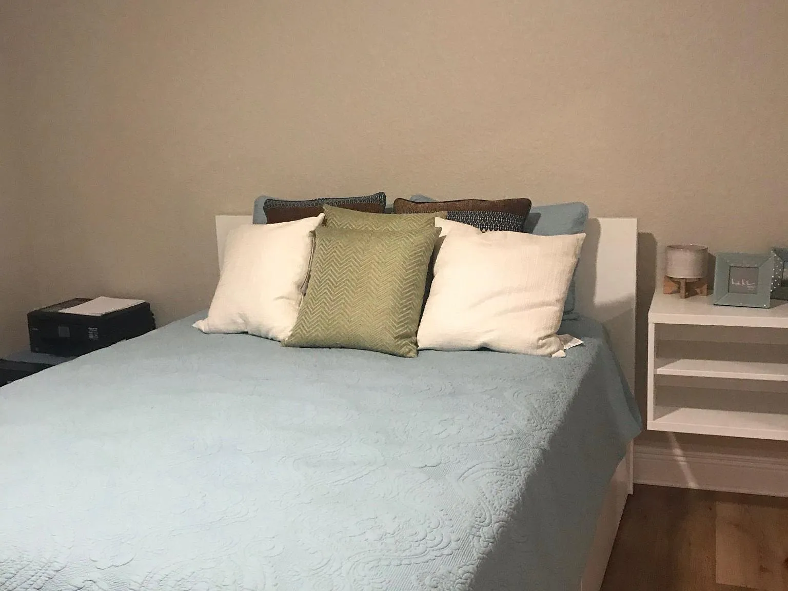 2 bed, 1200 sqft, $2,050 — Photo 4