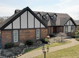 2155 Common Ridings Way, Inverness, IL 60010