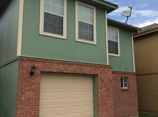 4926 N Cancun Dr, Houston, TX 77045