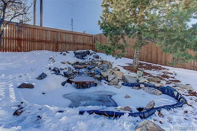 235 Bristol St — Photo 29