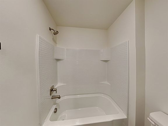 3rd image of 10907 22nd Avenue Ct E