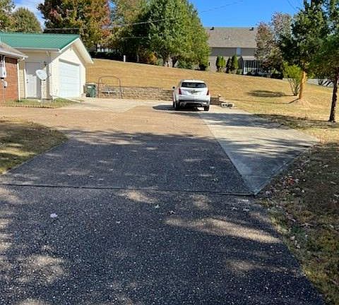 5th image of 1510 Savannah Dr