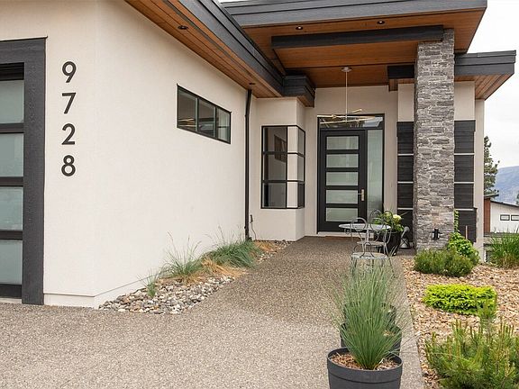 2nd image of 9728 Centrestone Cres