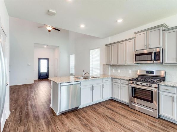 18414 Hilltop Climb Dr