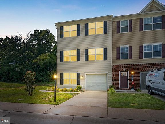 2nd image of 2420 Drake Ln