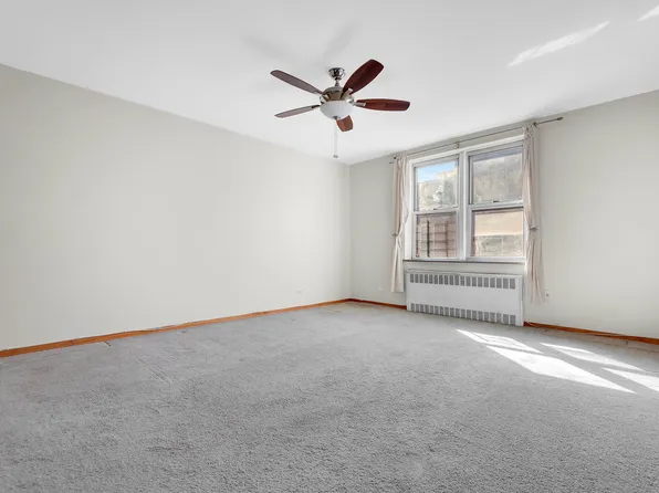 144-45 Sanford Avenue image 7 of 10