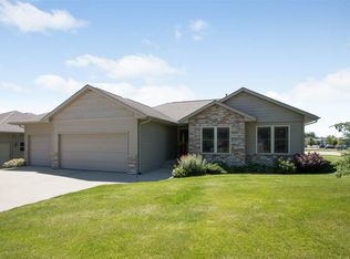 465 Thornbury Ave, Iowa City, IA 52245