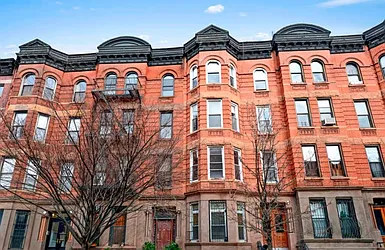 19 Saint Johns Place, #3B