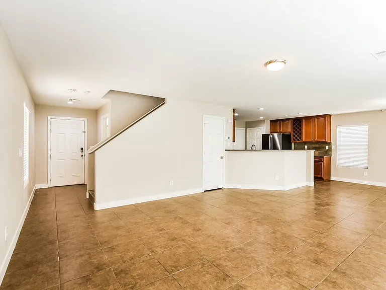 25 Copper Pine Ave — Photo 4