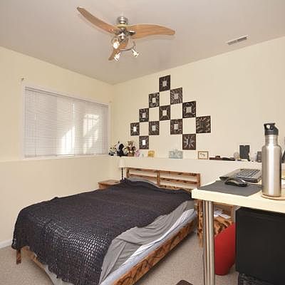 1st image of 1543 W Walton St APT Gdn
