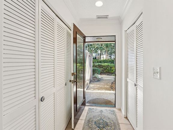 2nd image of 3207 Sea Marsh Rd