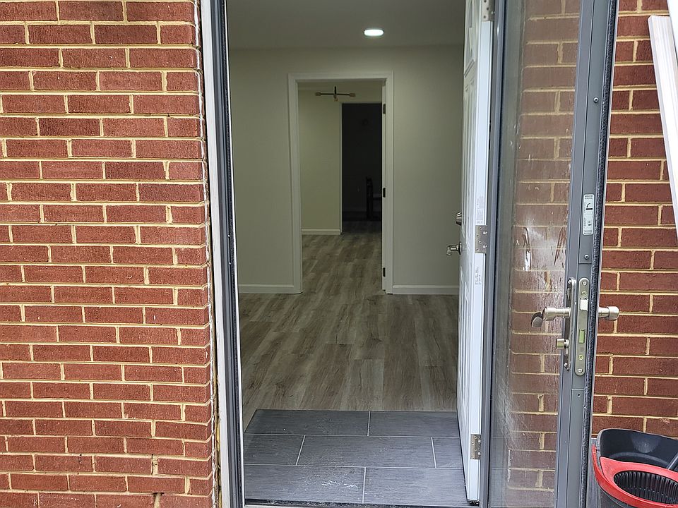 Entrance door