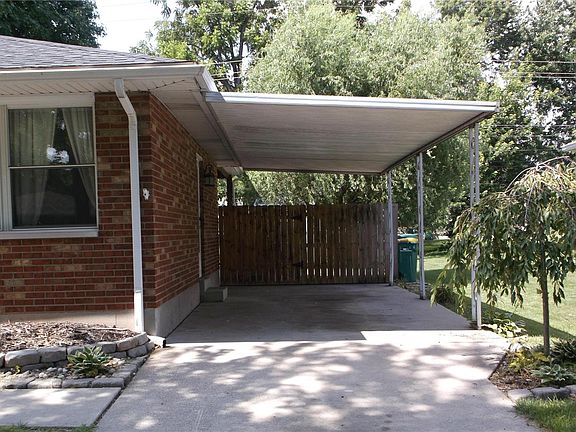 4th image of 2599 Lynch Ave