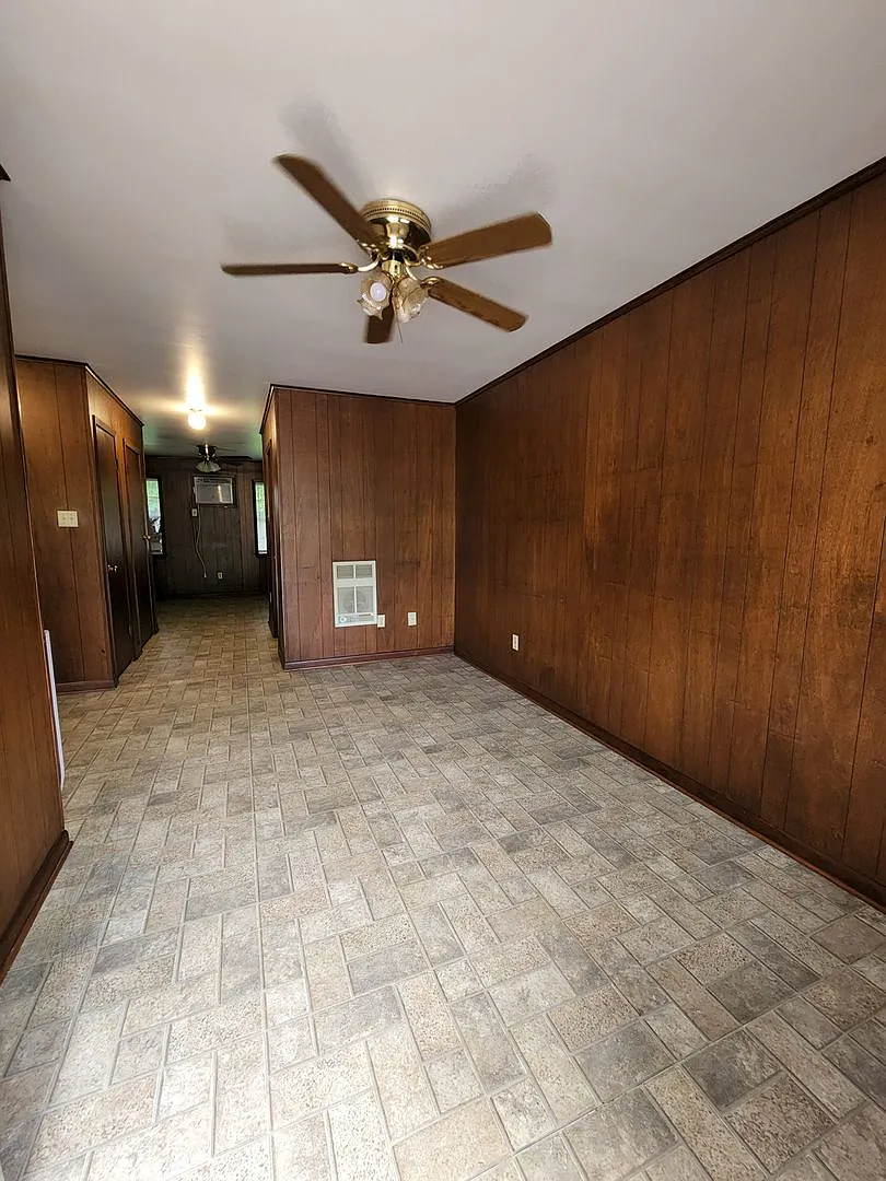 Hackberry Apartments — Photo 3
