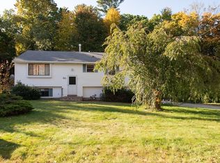 30 Longfellow Dr, Newburyport, MA 01950