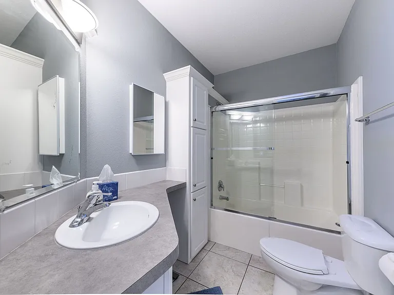 2 Emden Cir — Photo 34