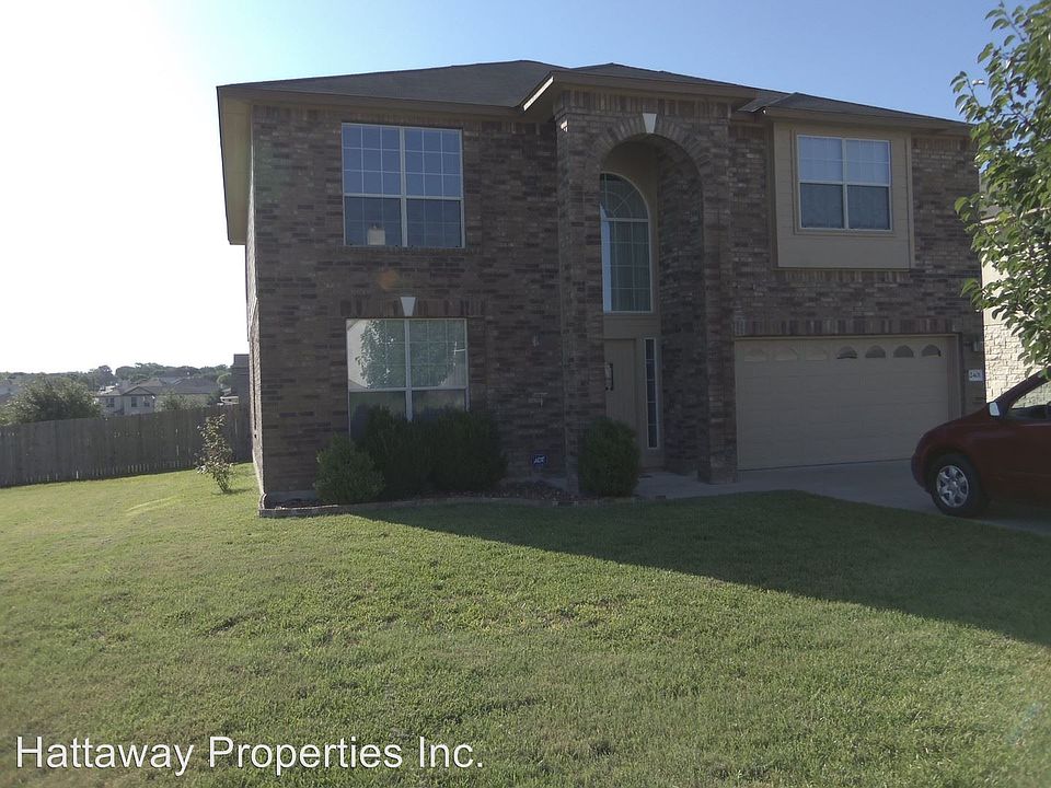 1st image of 2401 Caroline Ct