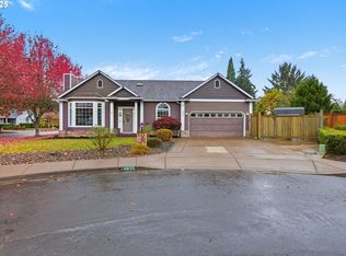 4635 Spring Meadow Ave, Eugene, OR 97404