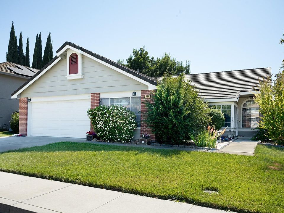 1st image of 624 Harvard Avenue