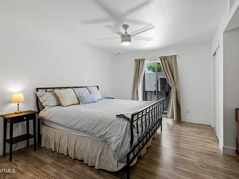1010 E Osborn Rd #E — Photo 14