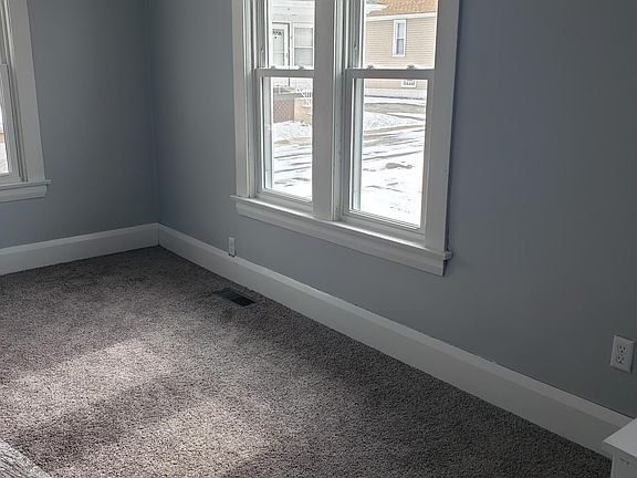 2nd image of 22 Browns Ct