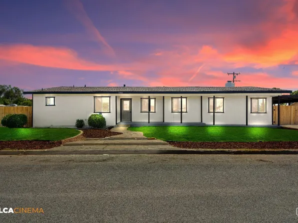 1002 Alhambra Ave, Delano, CA 93215