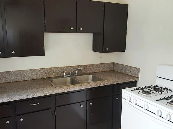5th image of 166 S Avenue 53 #1