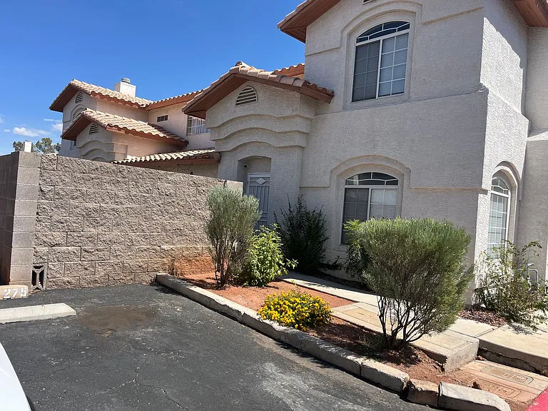 275 Star Cluster Cir — Photo 3