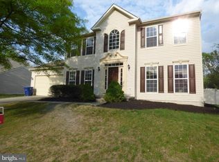 32 Equestrian Dr, Burlington, NJ 08016