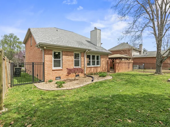 7108 River Park Ct, Nashville, TN 37221