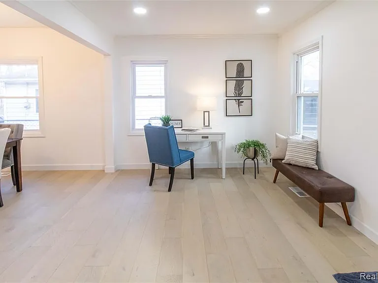 1326 Mohawk Ave — Photo 6