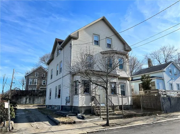 46 Borinquen St, Providence, RI 02905