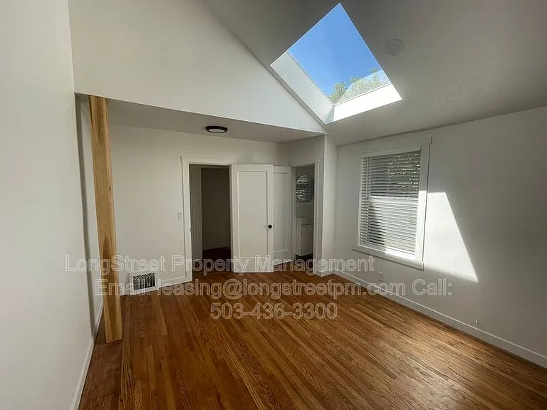 4514 NE 18th Ave — Photo 17