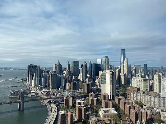 Rented by Gulia Wang, LREB | media 66