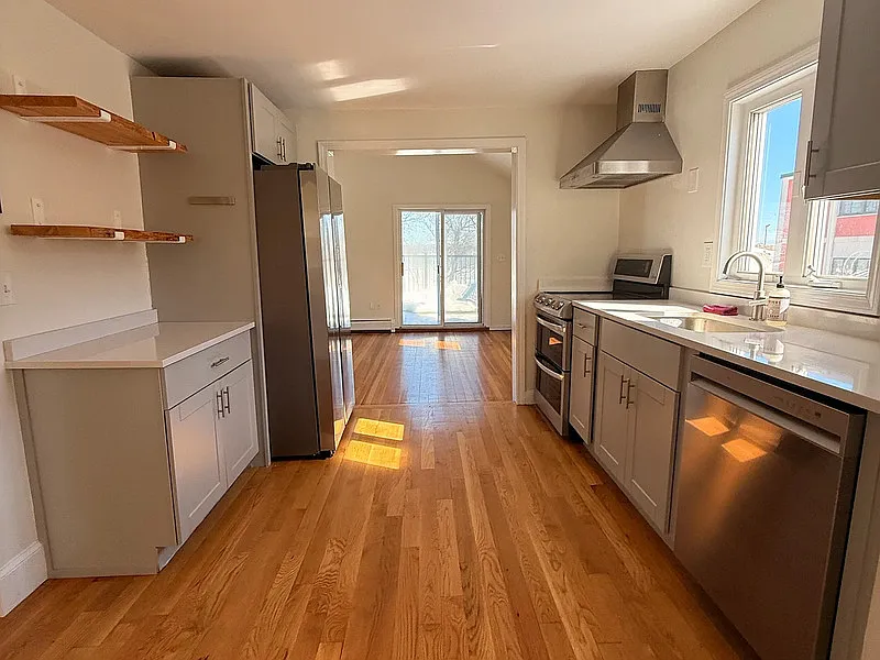 226 Merrimac St #2