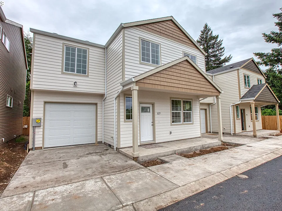 127 NE 109th Ave